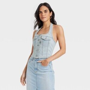 Cropped Sleeveless Denim Halter Shirt - Light Wash S